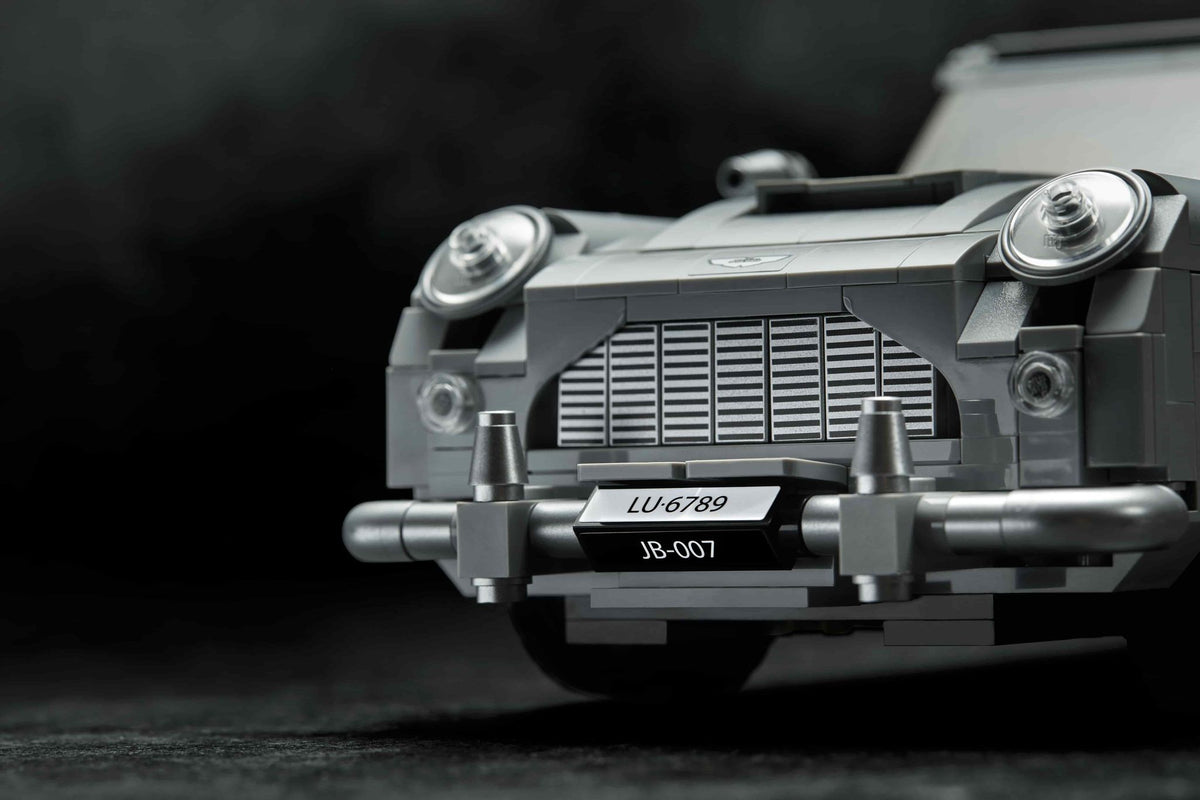 James Bond Aston Martin DB5 (1295+pcs)