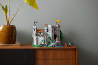 Lion Knights' Castle (4514+pcs)