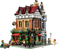 Tudor Corner (3266+pcs)