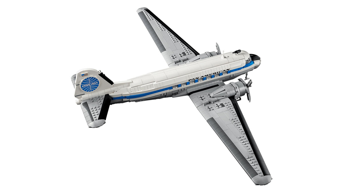 Douglas DC-3 PAN AM Airliner (1903+pcs)