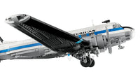 Douglas DC-3 PAN AM Airliner (1903+pcs)