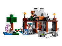 The Wolf Stronghold (312+pcs)