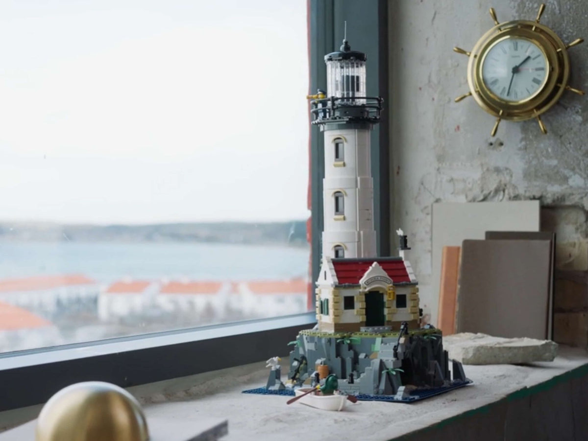 Motorised Lighthouse (2065+pcs)
