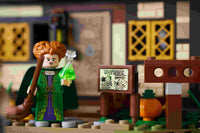 Hocus Pocus: The Sanderson Sisters' Cottage (2316+pcs)