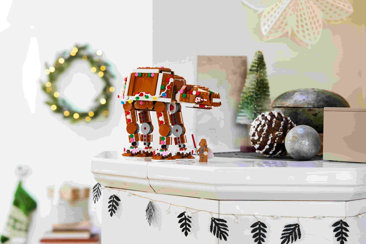 Gingerbread AT-AT Walker (697+pcs)