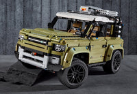 Land Rover Defender (2573+pcs)
