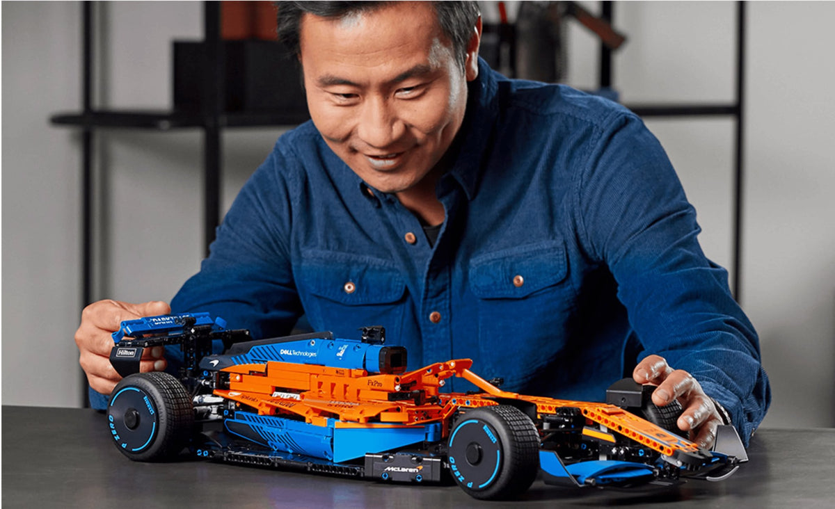 McLaren Formula 1 Race Car (1432+pcs)