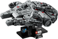 Millennium Falcon (921+pcs)