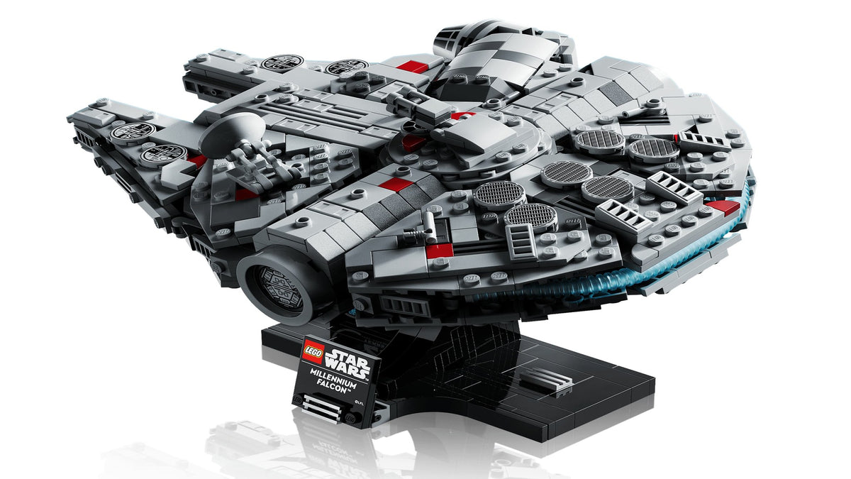 Millennium Falcon (921+pcs)