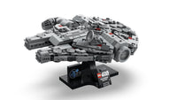 Millennium Falcon (921+pcs)