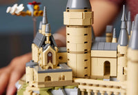 Hogwarts Castle and Grounds (2660+pcs)