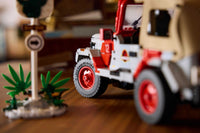 Jurassic Park Jeep Wrangler (1924+pcs)